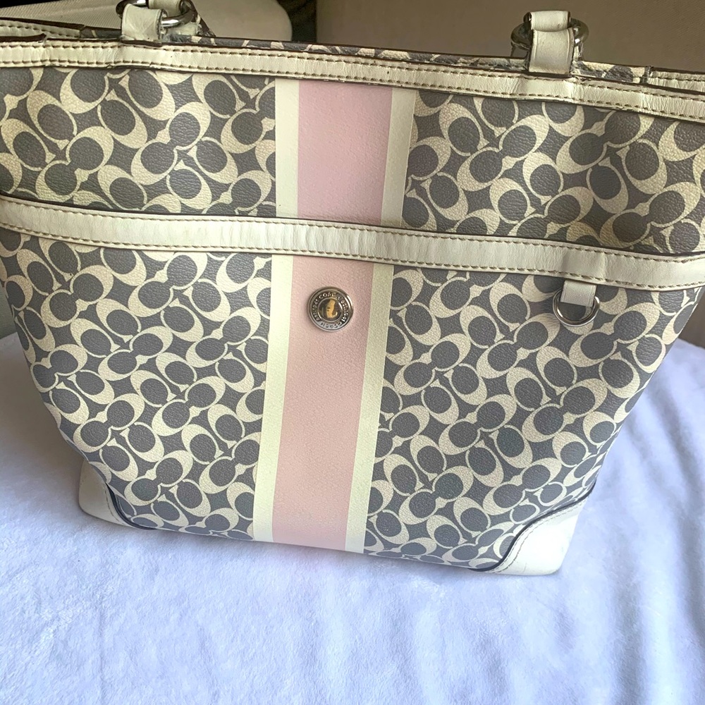 Coach purse and matching card/coin wallet